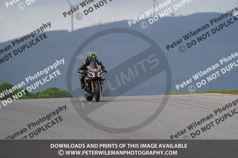 motorbikes;no limits;peter wileman photography;portimao;portugal;trackday digital images